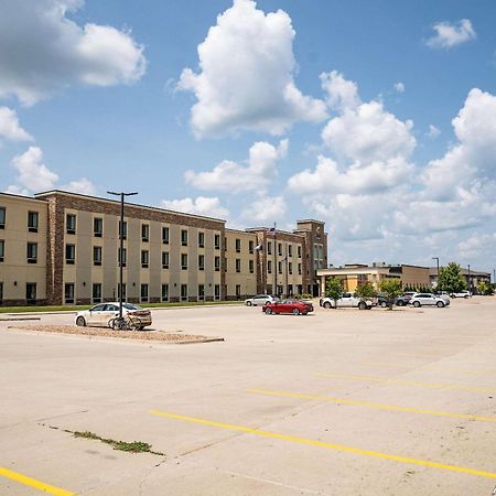 Comfort Suites University Брукінгз Екстер'єр фото