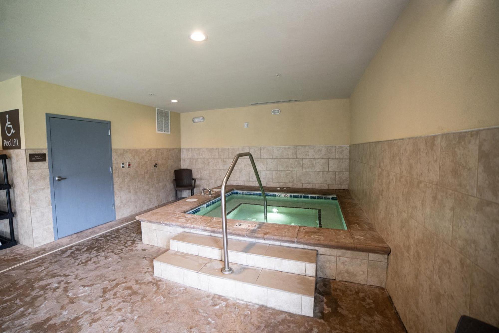 Comfort Suites University Брукінгз Екстер'єр фото