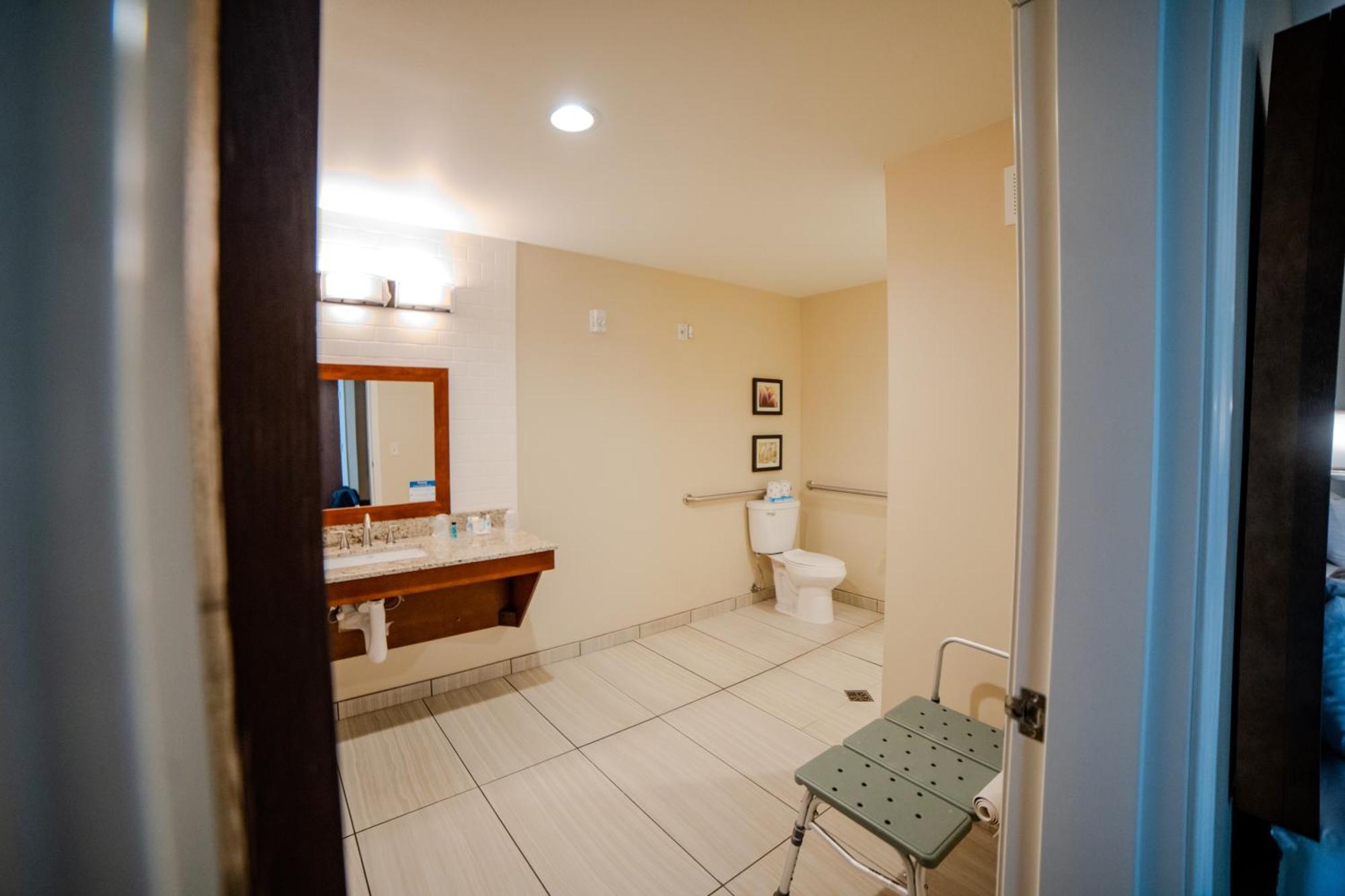 Comfort Suites University Брукінгз Екстер'єр фото