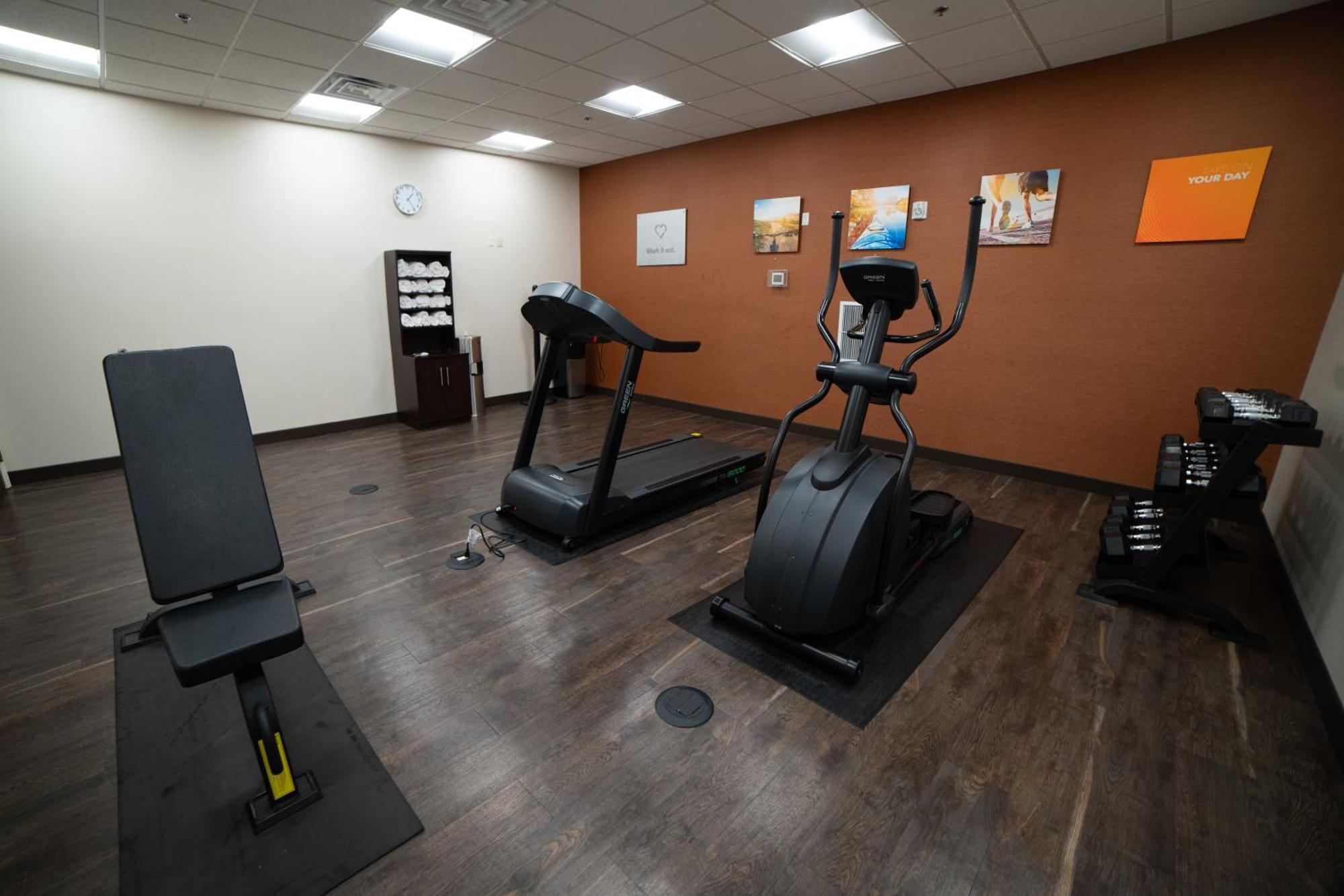 Comfort Suites University Брукінгз Екстер'єр фото