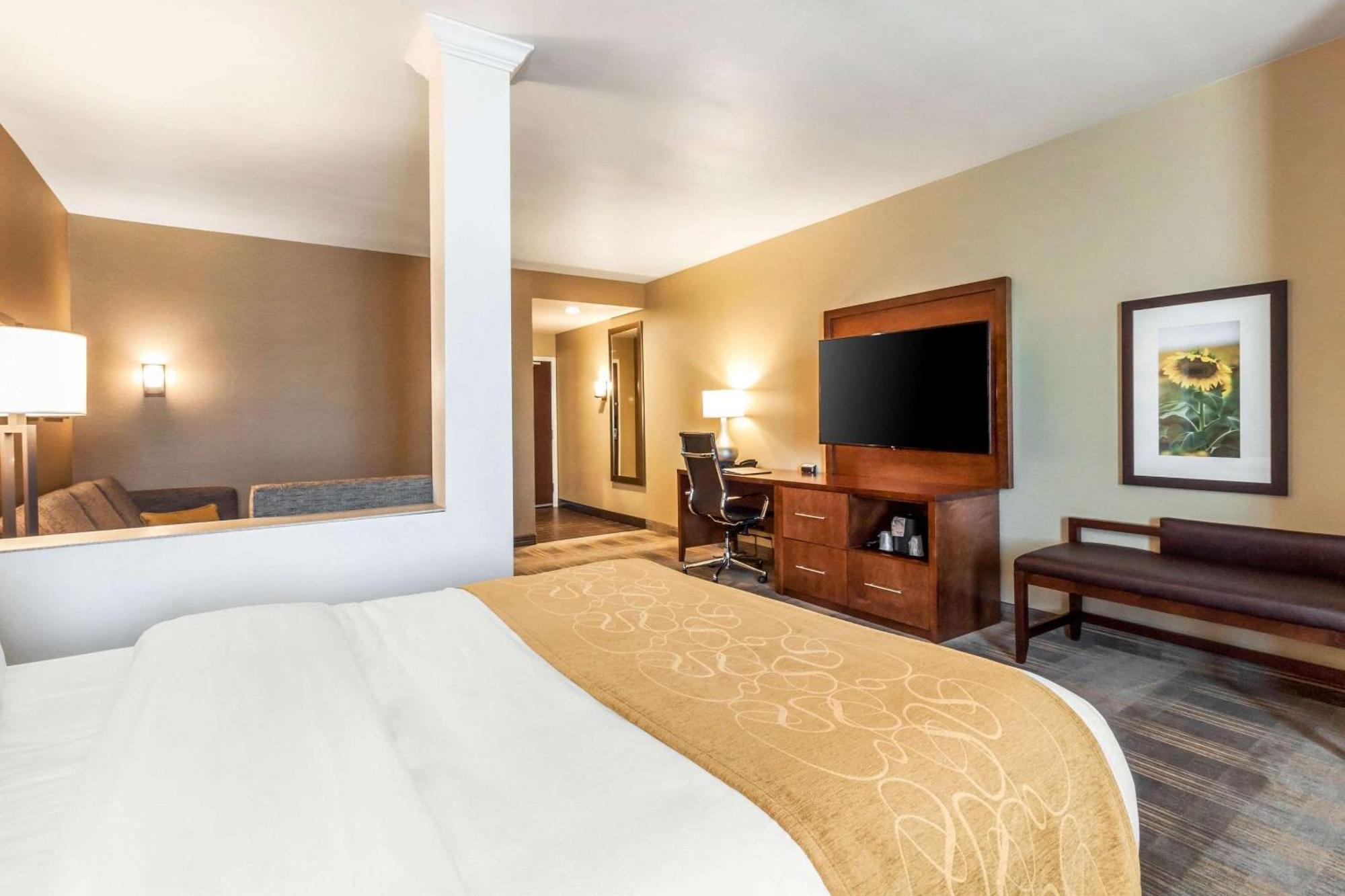 Comfort Suites University Брукінгз Екстер'єр фото