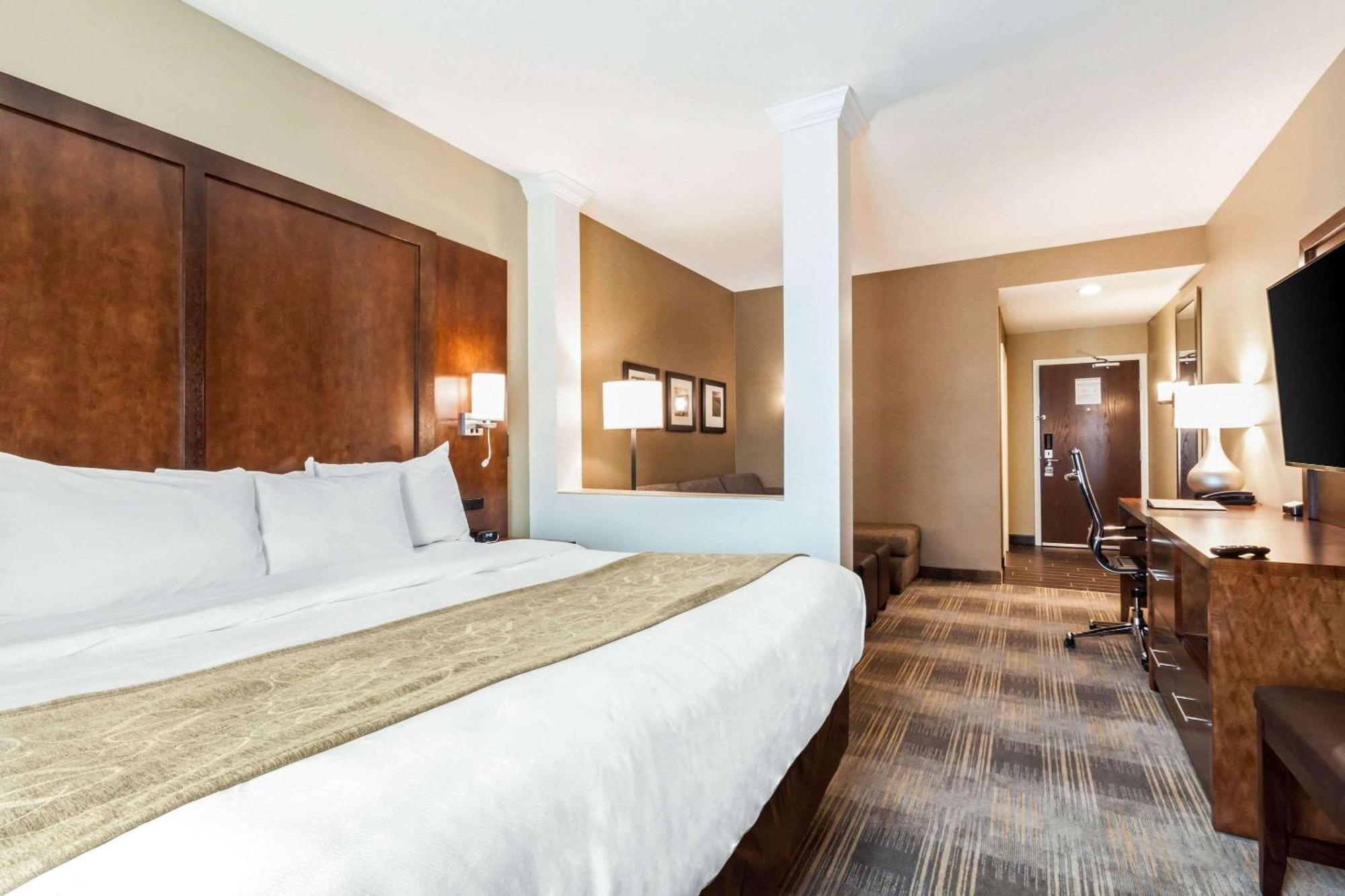 Comfort Suites University Брукінгз Екстер'єр фото