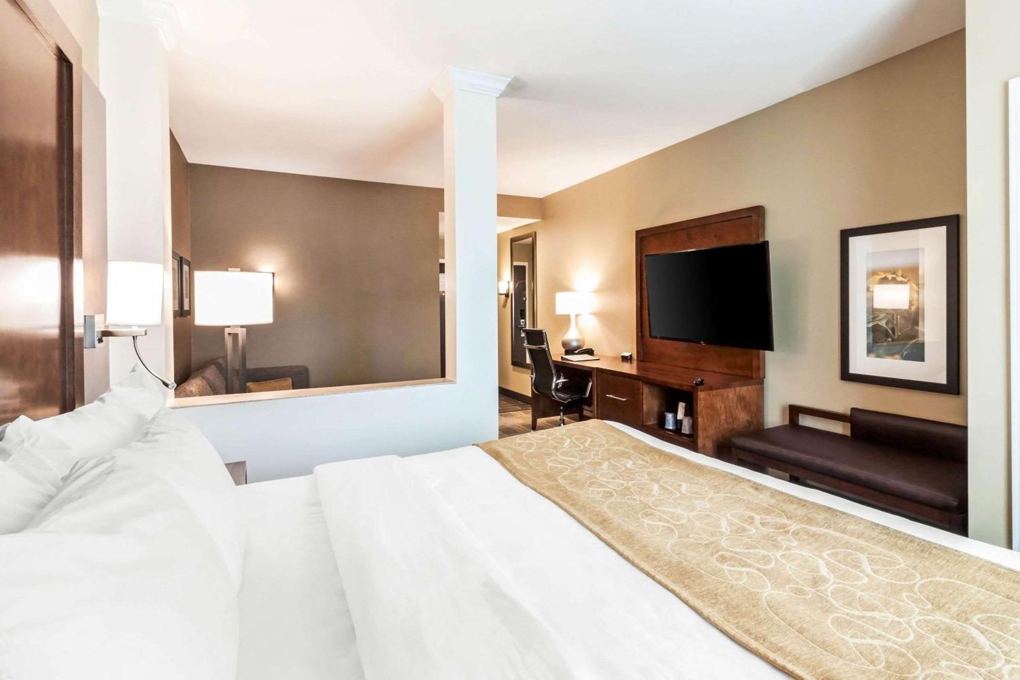 Comfort Suites University Брукінгз Екстер'єр фото